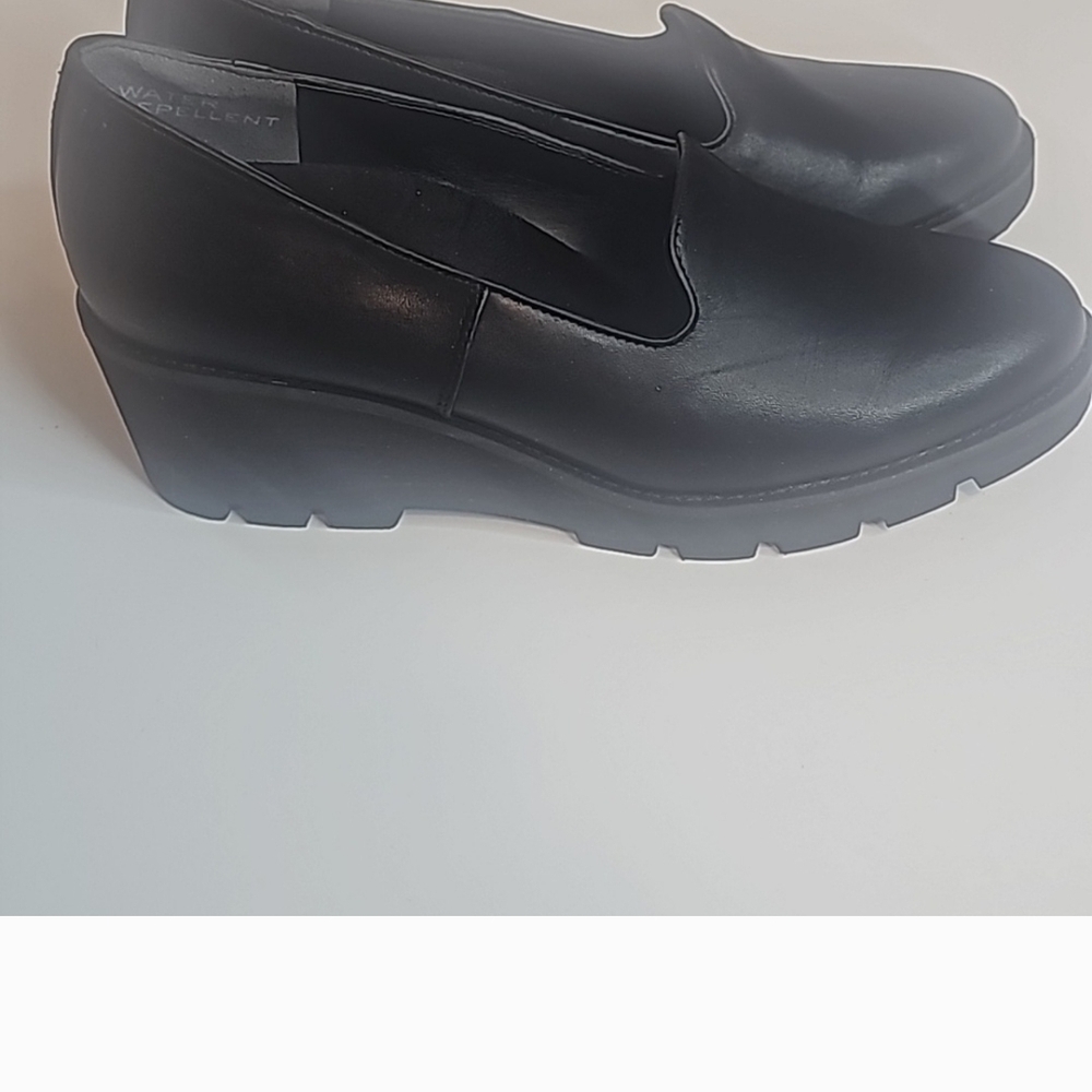 Vionic Black Wedge Shoes with Comfort and Style
